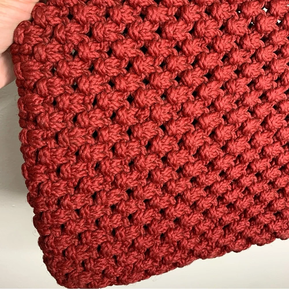 Vintage Style Crochet Handbag Lucite Handles Berry Wine Boho Fall